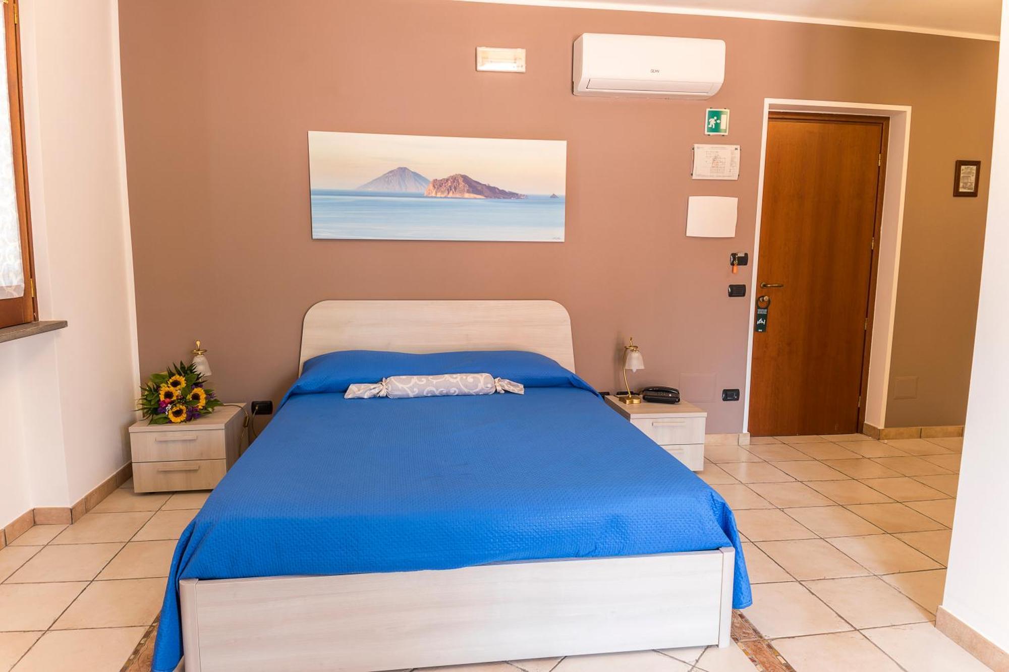 Residence Alberghiero Eolie Lipari  Exterior photo